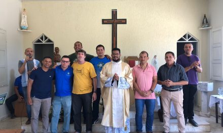 GEV de Picos anima missa na Capela do Exército