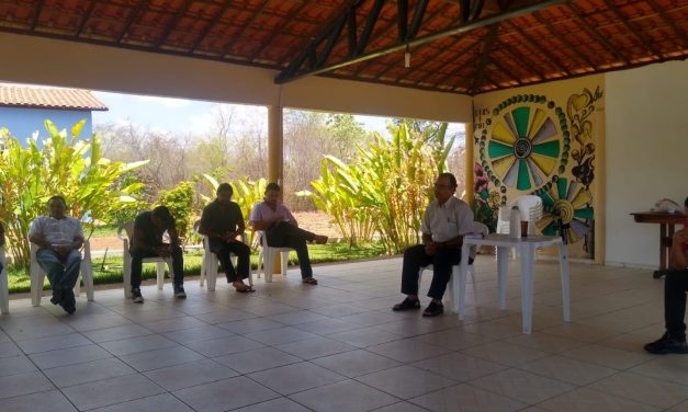 Fazenda de Oeiras (PI) realiza momento especial com Salesianos e acolhidos