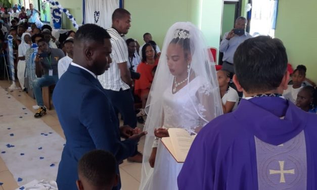 Dia de visitas é marcado por celebração de matrinônio em Cabo Verde