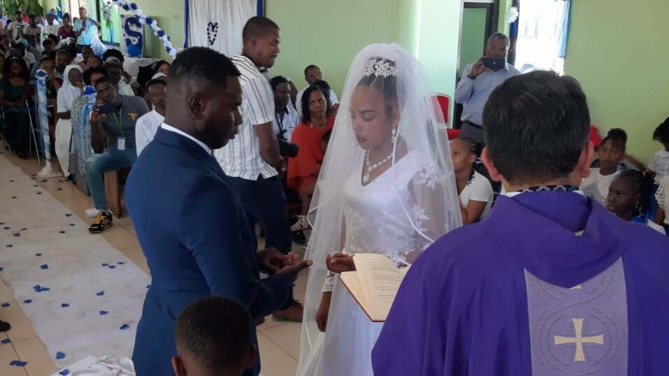 Dia de visitas é marcado por celebração de matrinônio em Cabo Verde