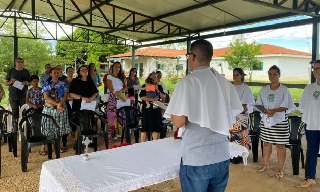 Encontro da Família da Esperança acontece em Brazlândia (DF)