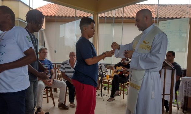 Festa de Natal leva Esperança aos acolhidos de Serra (ES)