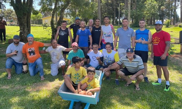 Comunidade de Casca (RS) realiza gincana com os acolhidos