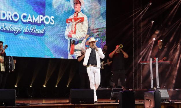 Em parceria com a Fazenda da Esperança, Padre Alessandro Campos realiza show beneficente em prol do Hospital Maternidade Frei Galvão