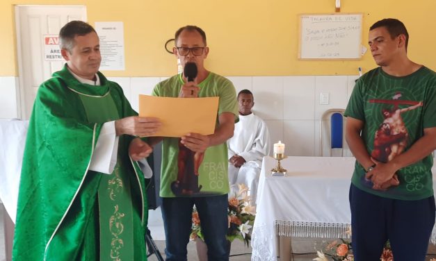 Fazenda  de Itainopólis realiza visita mensal com missa, entrega de certificado e dia de vivência fraterna