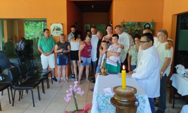 Fazenda Santa Paulina em Chapecó (SC) celebra conquistas e reencontros em visita mensal
