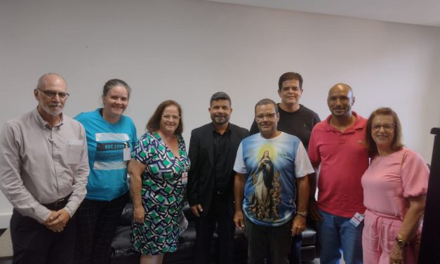 Assembleia Legislativa do Espírito Santo recebe lideranças da Fazenda