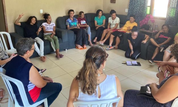 Fazenda Feminina de Ibiporã (PR) estreita relação com o movimento dos Focolares e recebe grupo de Gens