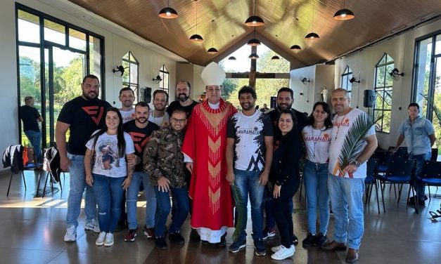 Retiro, música e missa de Ramos: veja como foi o final de semana da Fazenda de Toledo (PR)