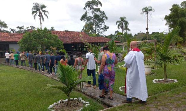 Acompanhe as celebrações de Domingo de Ramos na Fazenda!