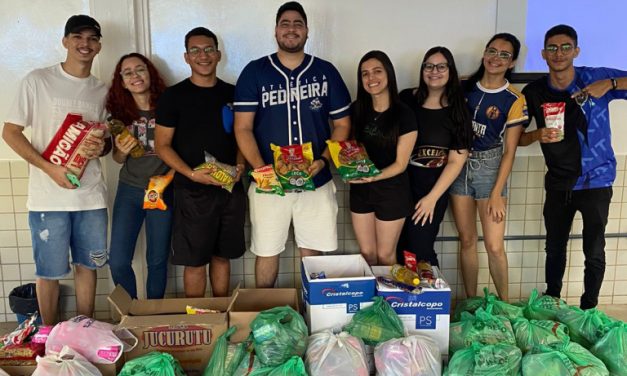 Centro Feminino de Palmas (TO) recebe doação de cestas básicas da UniCatólica