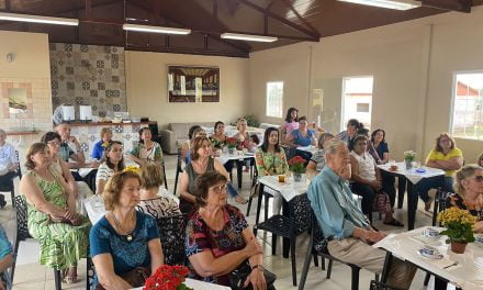 No dia de Dia de São Joaquim e Sant’Ana, Fazenda de Garça realiza chá para os avós