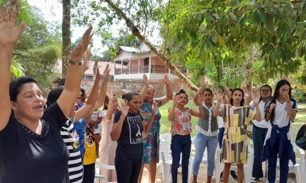 Alunos visitam fazenda feminina de Cruzeiro do Sul (AC)