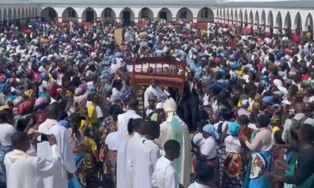 Milhares de peregrinos participam de celebração em Zóbuè