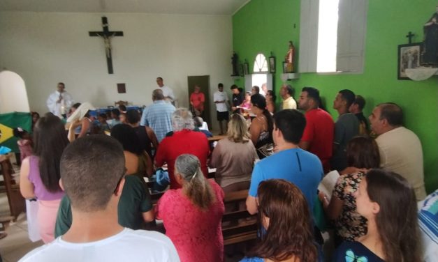 Fazenda de Colatina em unidade para comemoração do dia de Nossa Senhora Aparecida