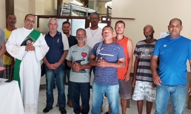 Novos acolhidos das fazendas de Minas Gerais participam de celebração