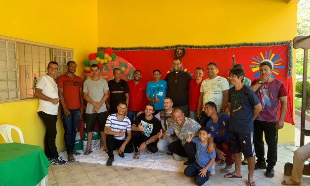 Fazenda de Dianópolis comemora o encontro de Natal da unidade