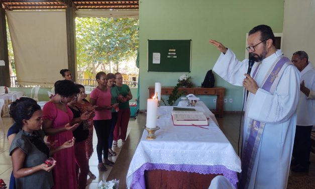 Fazenda feminina de Palmas recebe familiares