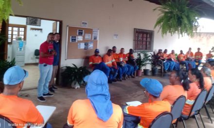 Voluntários da Fazenda da Esperança promovem palestras de conscientização sobre a dependência química
