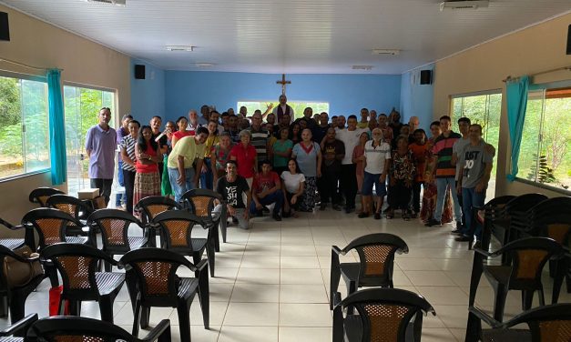 Fazenda Senhor do Bonfim, em Lajeado, recebe grupo de Tocantínia