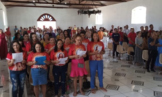 Fazenda em Poço das Trincheiras recebe visita de Dom Manoel Filho, bispo de Palmeira dos Índios (AL)