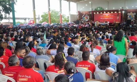 Mais de 5 mil pessoas participam do Encontro diocesano de Pentecostes na Fazenda em Poço das Trincheiras (AL)