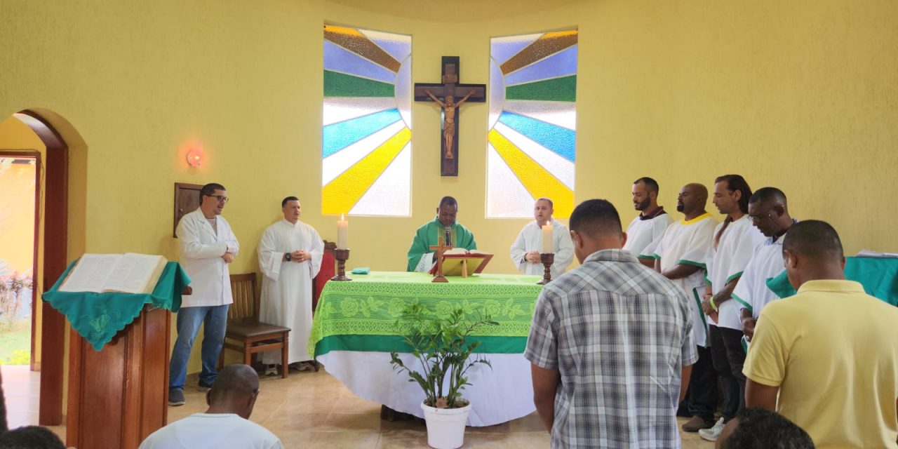 Fazenda da Esperança em Guarará celebra a festa junina com os familiares dos acolhidos