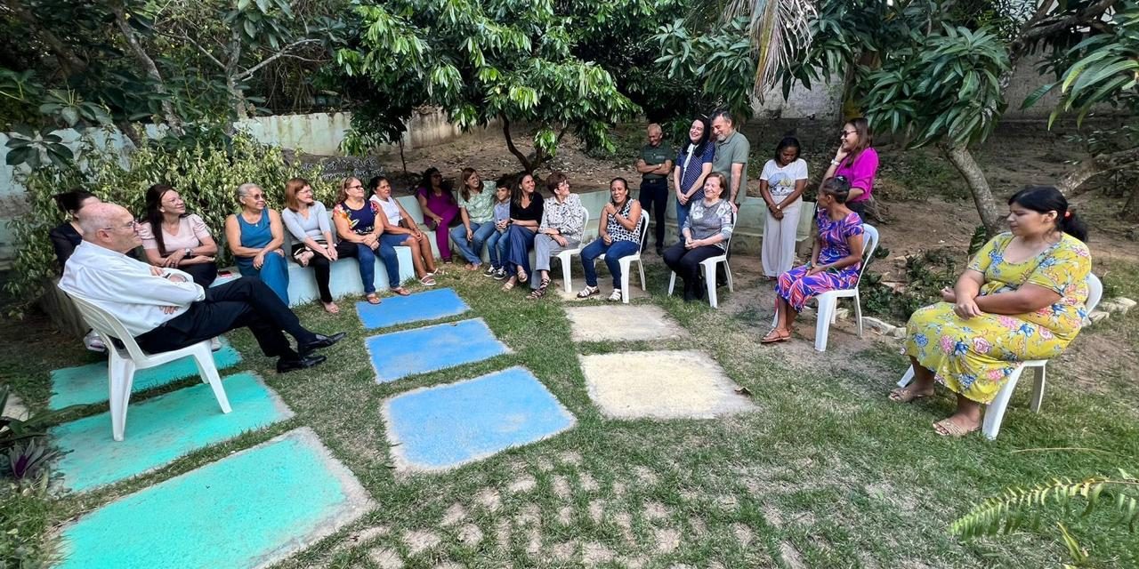Dom Fernando Saburido visita a Fazenda da Esperança em Meruoca (CE)