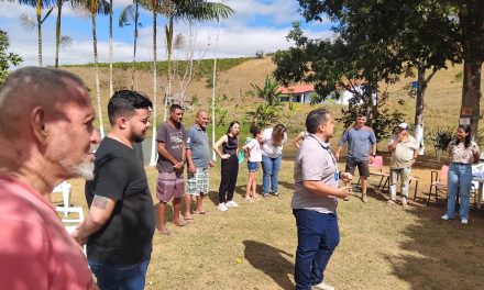 Fazenda da Esperança de Colatina recebe equipe do Centro Universitário do Espírito Santo 