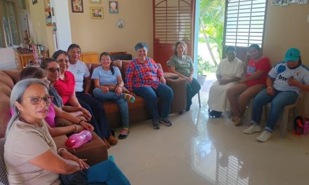 Visita de focolarinos marcam o dia na Fazenda da Esperança Santa Clara, na Guatemala