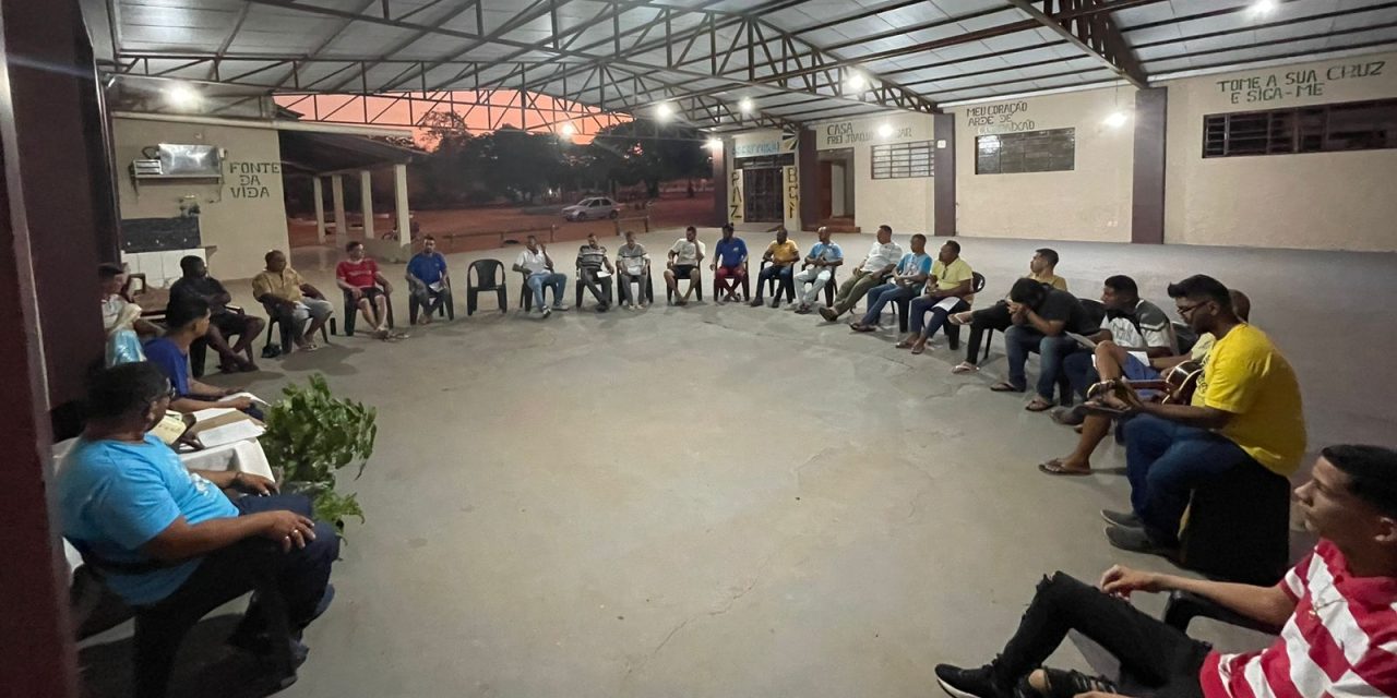 Grupo Esperança Viva realiza encontro na Fazenda Nossa Senhora das Graças, em Poconé