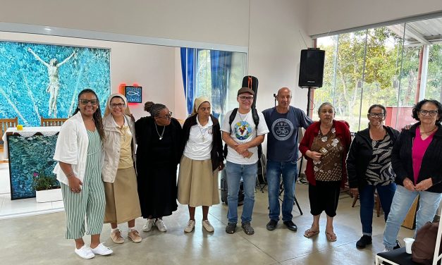 Irmãs Operárias realizam retiro com acolhidos da Fazenda de Mairiporã (SP)