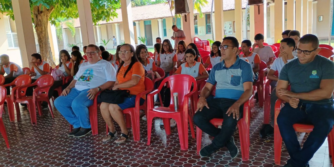 Em Pacatuba (CE), Fazenda São José recebe alunos para uma tarde de convivência e orientações