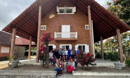 Fazenda em Garanhuns recebe visita de missionária das Filipinas