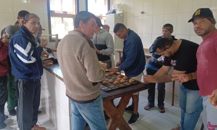 Centro Paula Souza realiza curso de panificação para acolhidos da Fazenda em Iguape