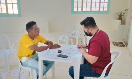 Em Iracema (RR), acolhidos e voluntários recebem equipe de atendimento médico municipal