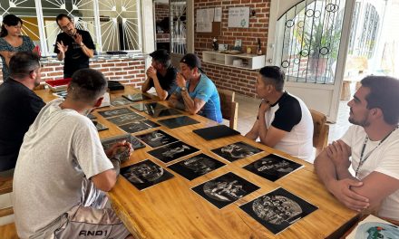 Acolhidos da Fazenda em Aguascalientes realizam oficina de fotobordado