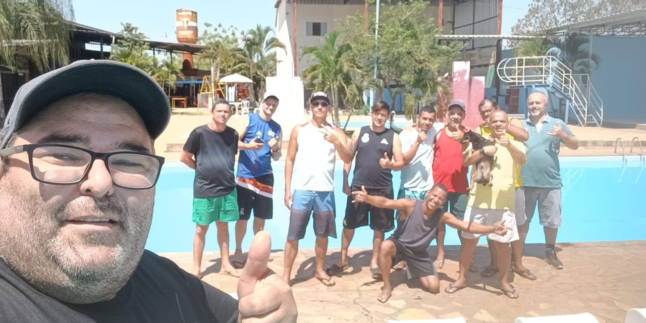 Recuperandos de Várzea da Palma (MG) ganham dia de lazer de benfeitor local