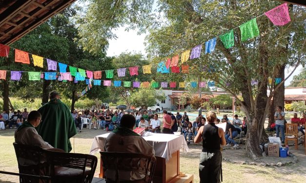 Em dia festivo, Fazenda de Guadalajara celebra São Francisco e 18º aniversário da unidade