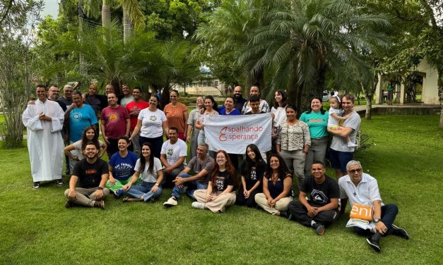 Encontro marca os 10 anos do Projeto Espalhando Esperança