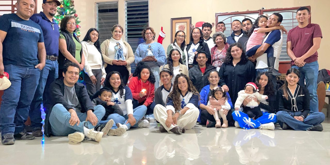 Visitantes marcam as vésperas de Natal na Fazenda da Esperança Santa Clara