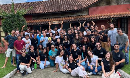 Fazenda de Serra (ES) realiza retiro com jovens da Paróquia São Francisco, de Laranjeiras