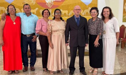 Casal de voluntários da Fazenda da Esperança em Aurilândia celebram bodas de ouro