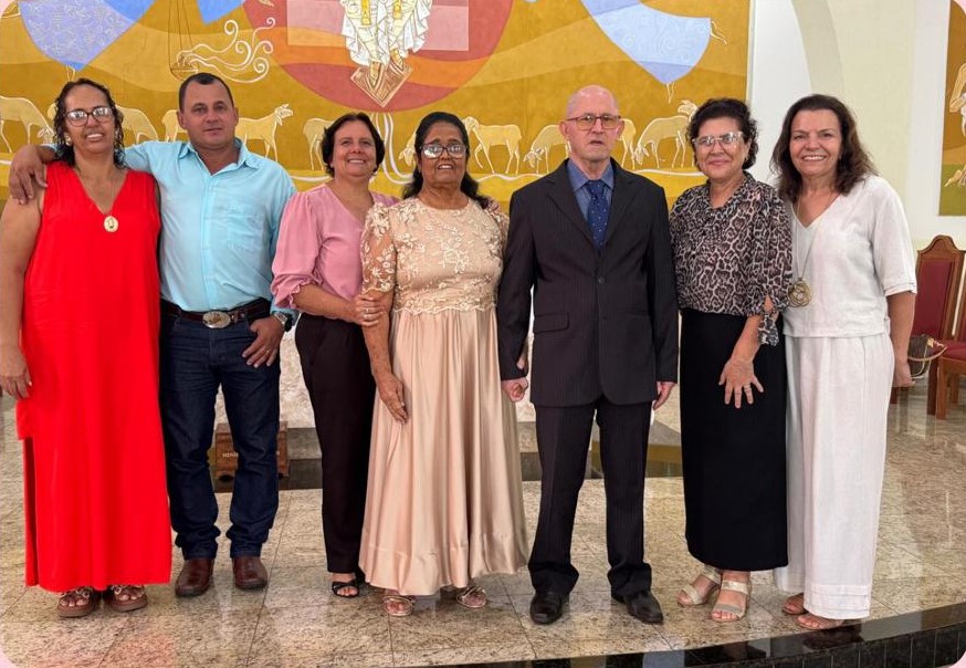 Casal de voluntários da Fazenda da Esperança em Aurilândia celebram bodas de ouro