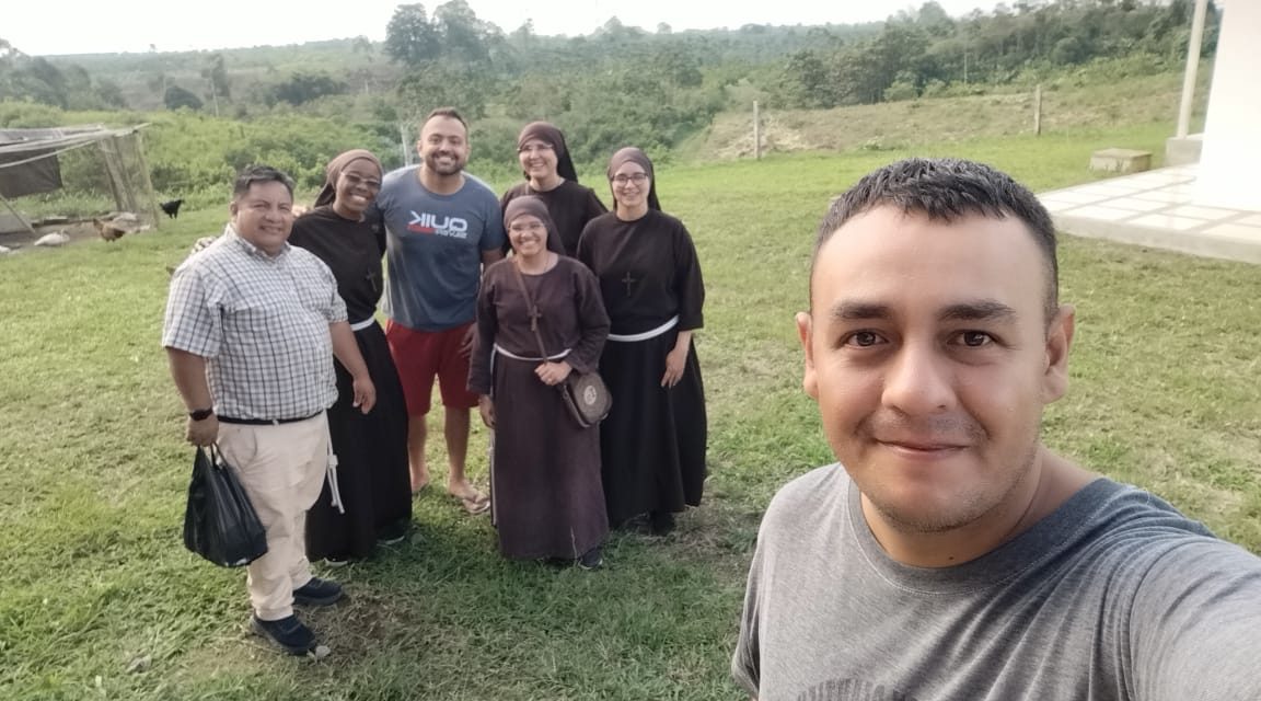 No Equador, Fazenda da Esperança recebe visita das Irmãs da Toca de Assis