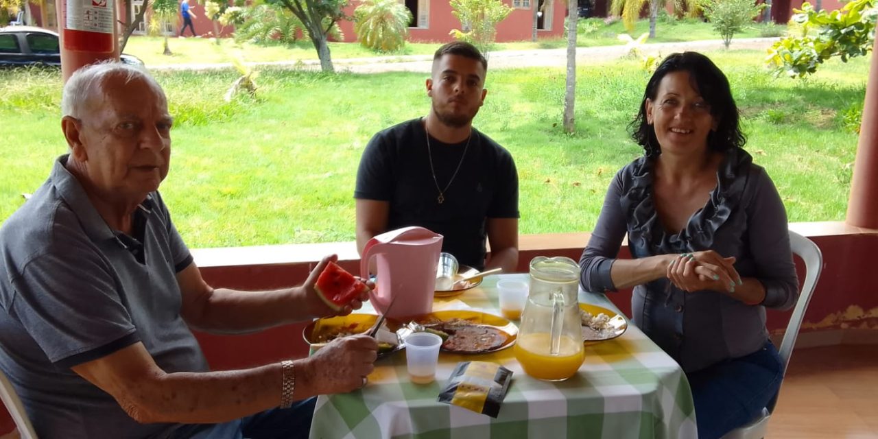 Grupo Esperança Viva realiza visita à Fazenda da Esperança em Santa Cruz do Rio Pardo (SP)