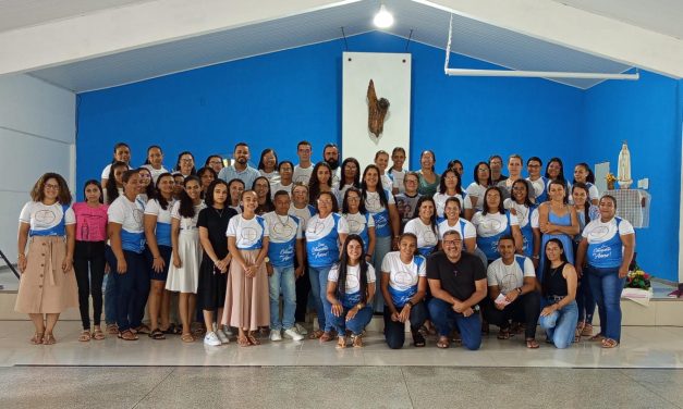 Catequistas da Paróquia São Domingos de Gusmão participam de retiro na Fazenda São Miguel
