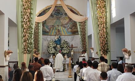 No México, acolhidos recebem o sacramento do Crisma 