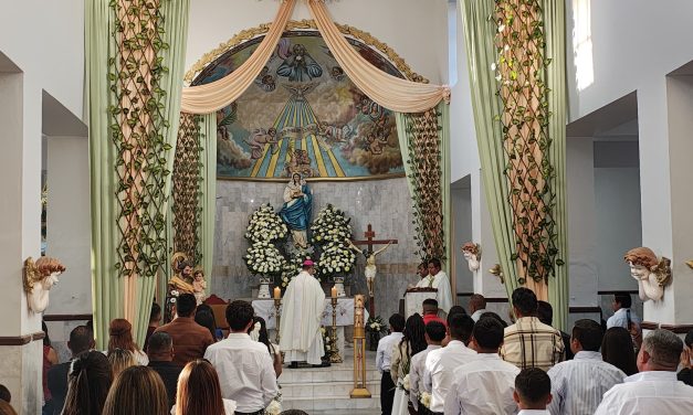 No México, acolhidos recebem o sacramento do Crisma 