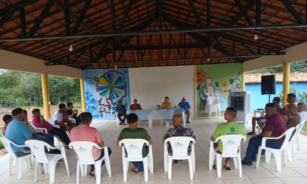 Troca de experiências entre Fazenda e grupo Alcoólicos Anônimos fortalecem a esperança